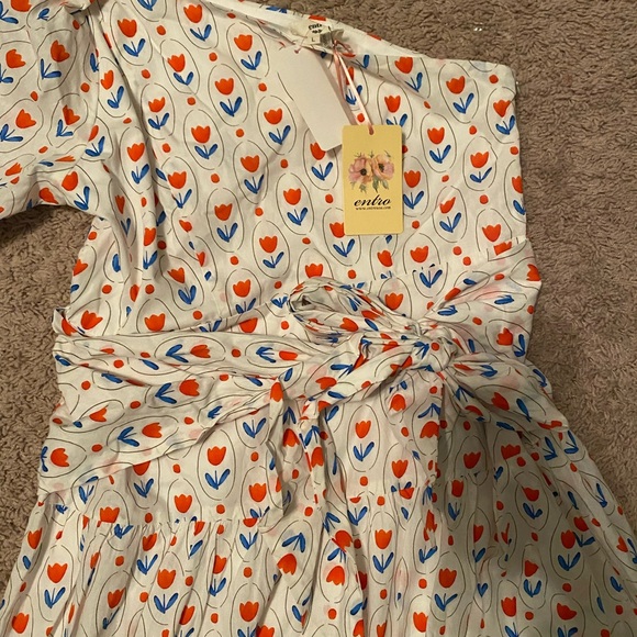 Entro women’s Dress with Colorful floral design - Picture 2 of 6